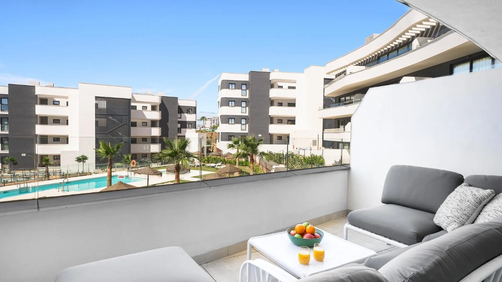 Stylish 2Br Pool & Balcony Apartamento Fuengirola Espanha